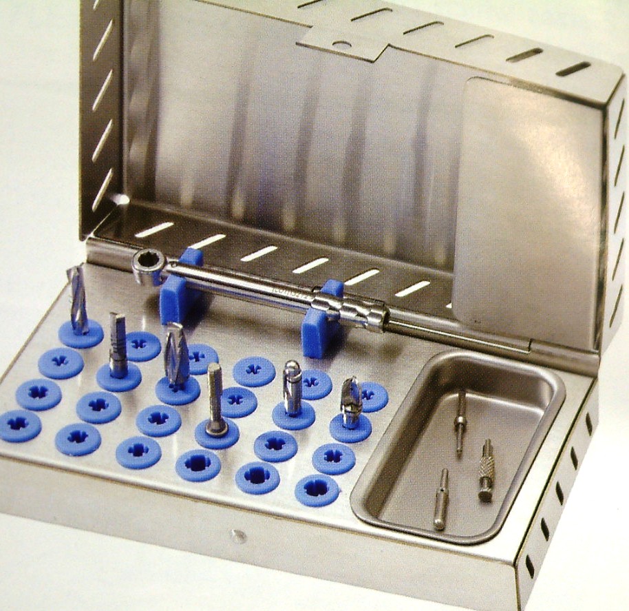 IMPLANT PROSTHETIC KIT.STAINLESS STEEL.
